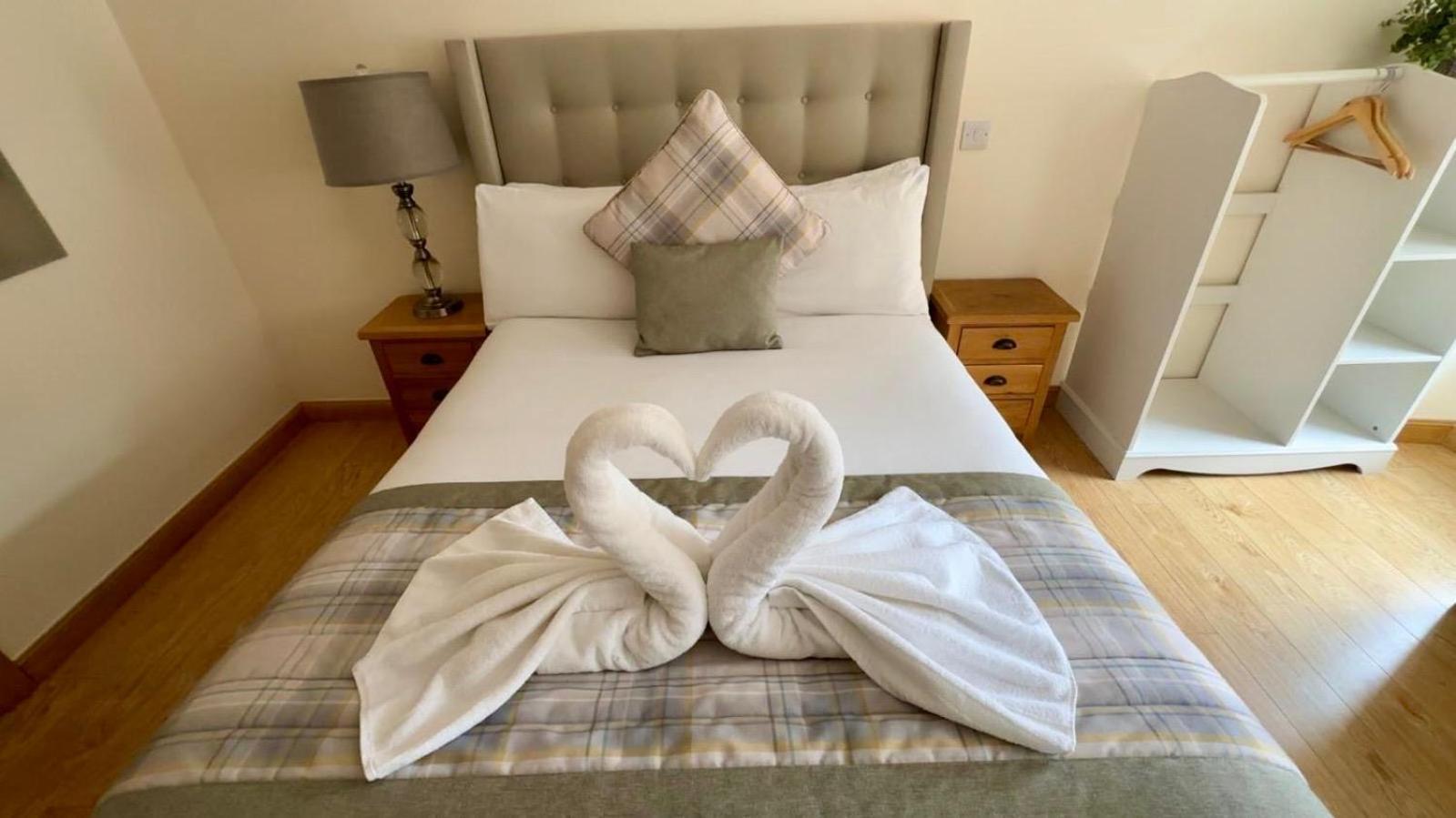 Waverley Inn Holiday Apartments Inverness Extérieur photo